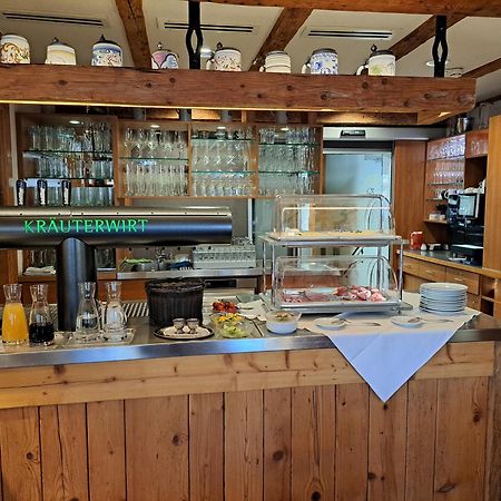 Landgasthof Roessle - Beim Kraeuterwirt オーバーシュタウフェン エクステリア 写真