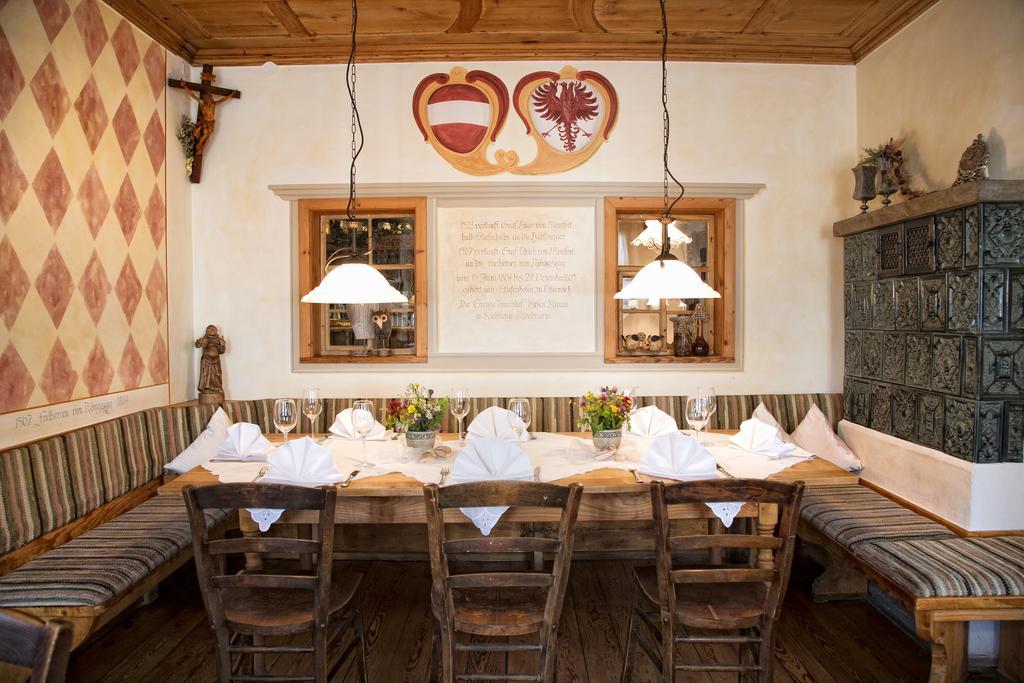 Landgasthof Roessle - Beim Kraeuterwirt オーバーシュタウフェン エクステリア 写真